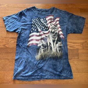 The Mountain Y2K Wolf American Flag Blue Tie Dye T Shirt 2X XXL 2001 Vintage